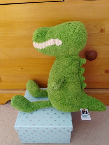 Jellycat toothy croc - jellycat.,